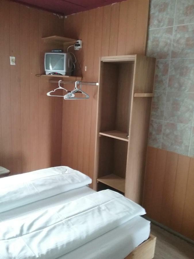 See Lord Hotel Kaiserslautern Ngoại thất bức ảnh